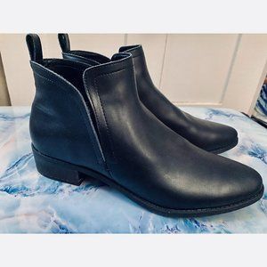 Size 12 Black Leather Dolce Vita Booties